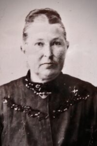 Photo of Ellen Kennelly
